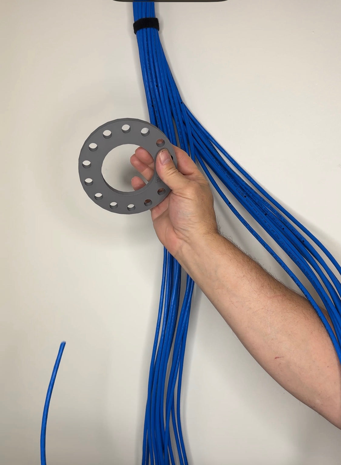 Titan Cable Dresser Jr
